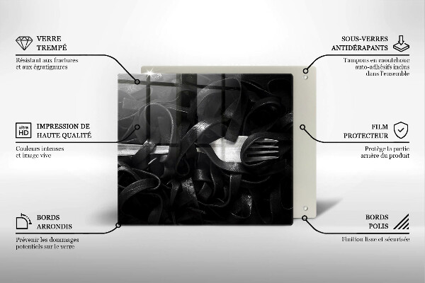 Steklena podloga za rezanje Črne tagliatelle testenine