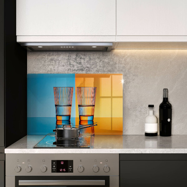 Steklena podloga za rezanje Dva kozarca vode