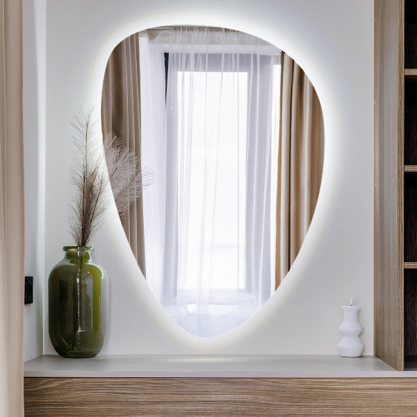 LED ogledalo jajčaste oblike 57x80 cm