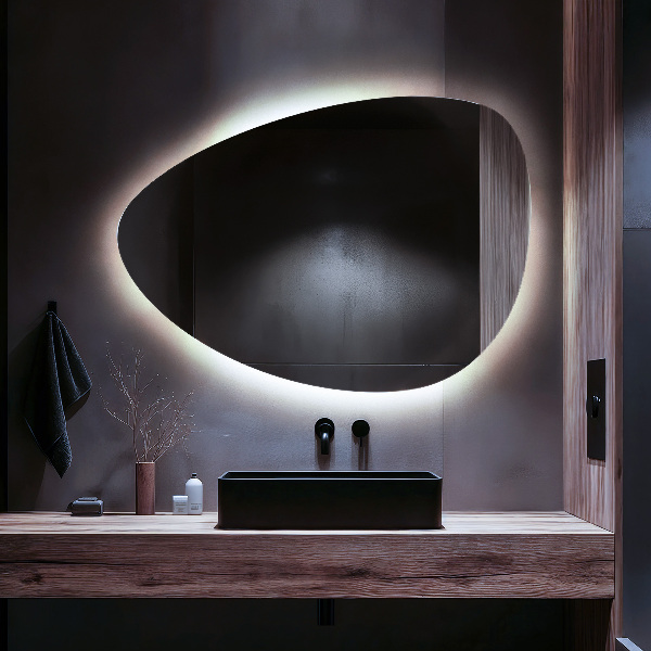 LED ogledalo jajčaste oblike 57x80 cm