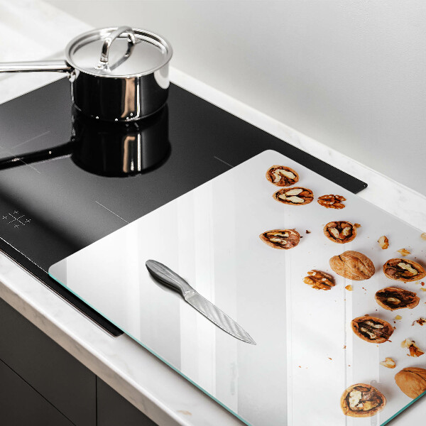 Zaščitna plošča za štedilnik Orehi na belem ozadju