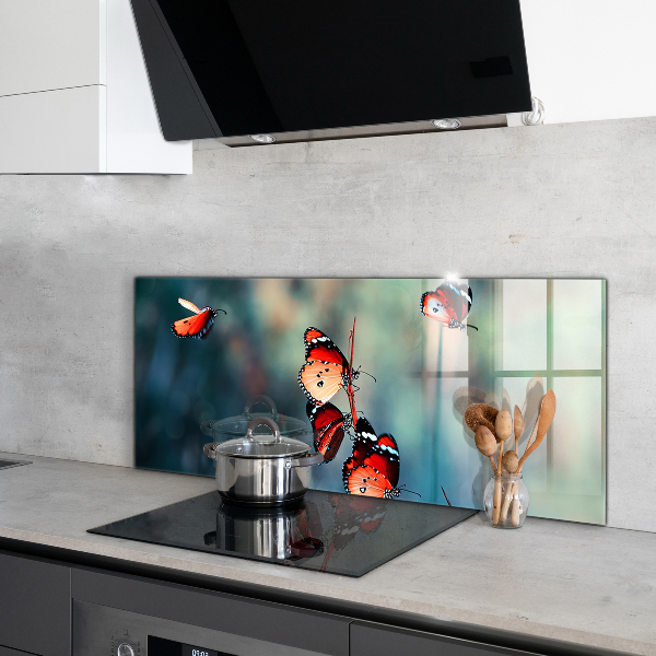 Stenska plošča za kuhinjo Nežen metulj v vetru