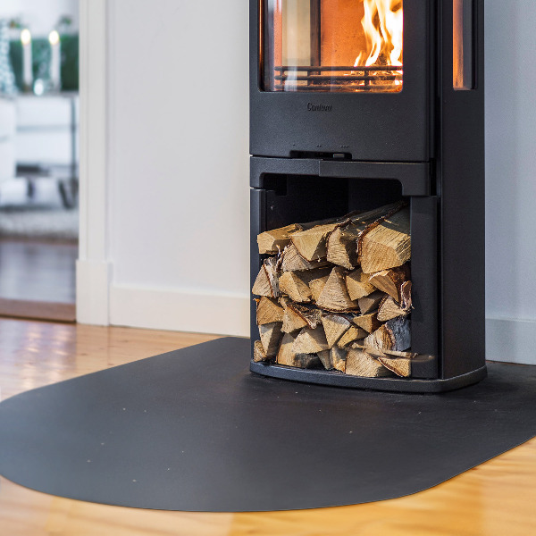 Polkrožna črna podložna plošča za kamin 80x70 cm